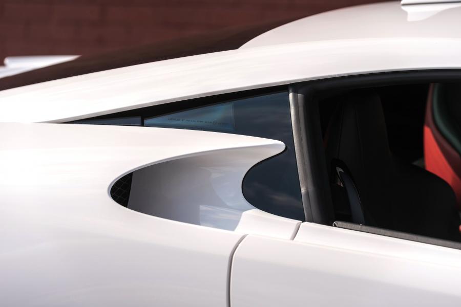 Детали экстерьера Lexus LF-A 2010 года  (NA) (фото 2 из 35)